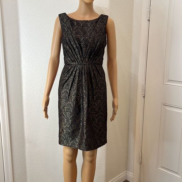 Maxandcleo Dress Size 2 Scoop Neck Sleeveless Metallic Slimming Ruched Mini - Picture 2 of 9